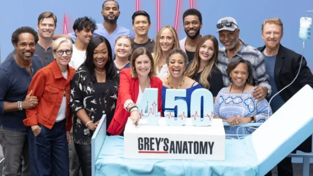 Grey’s Anatomy celebra a marca histórica de 450 episódios