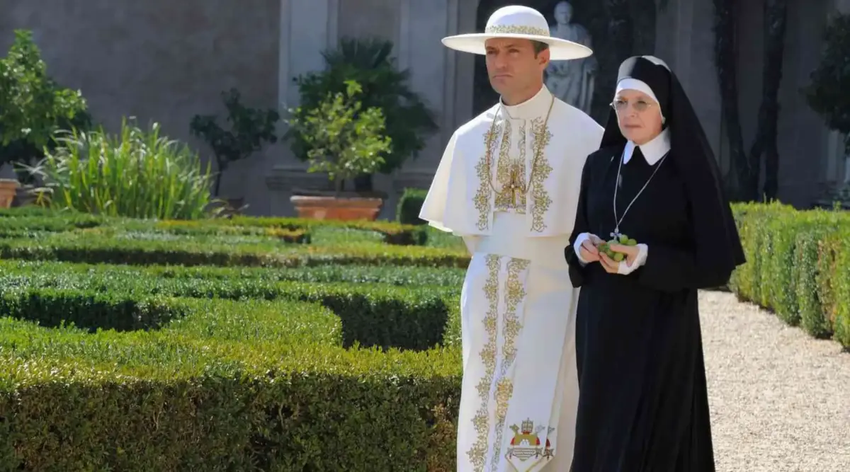 Diane Keaton em The Young Pope. 
