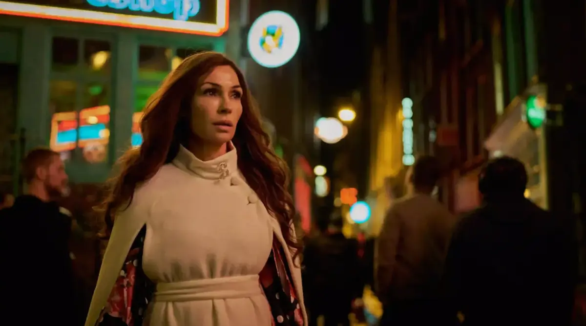 5 segredos que a série de Império de Amsterdã guardou na Netflix - 4 cena de imperio amsterdamcena de imperio amsterdam