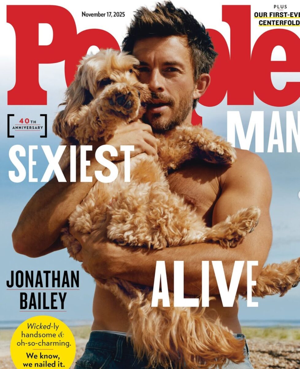 Jonathan Bailey, astro de Bridgerton e Wicked, é eleito o homem mais sexy do mundo em 2025 - 2 image 1 7 - Jonathan Bailey, astro de Bridgerton e Wicked, é eleito o homem mais sexy do mundo em 2025