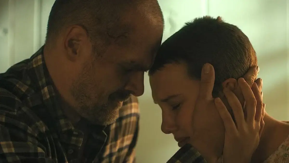 Stranger Things: novos detalhes sobre processo de Millie Bobby Brown revelados - 1 stranger things 5 temporada 5 primeiros minutos