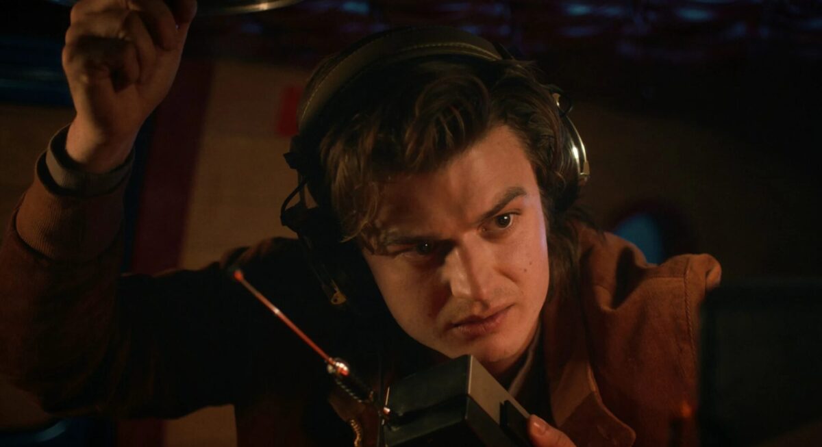 Stranger Things 5ª temporada Vol. 2 | Steve morre? O destino do personagem - 3 image 3 23 - Stranger Things 5ª temporada Vol. 2 | Steve morre? O destino do personagem