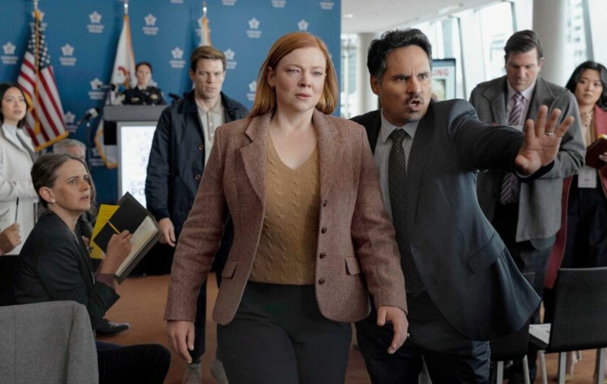 All Her Fault estreia no Prime Video | História, elenco e mais - 1 image 5 11 - All Her Fault estreia no Prime Video | História, elenco e mais