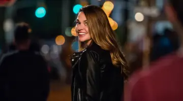 younger serie historia netflix