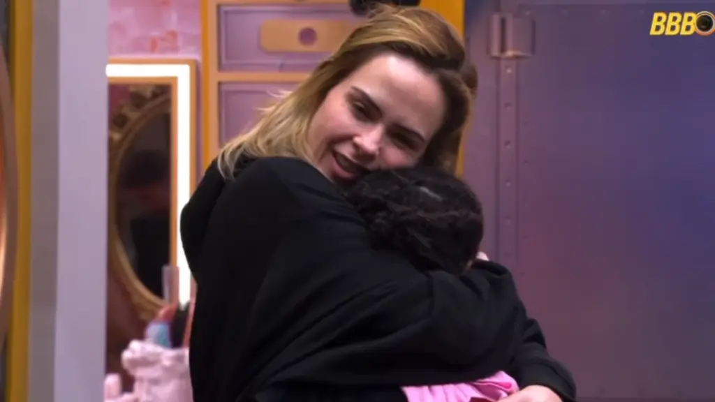 Ana Paula volta para casa bbb apos veto