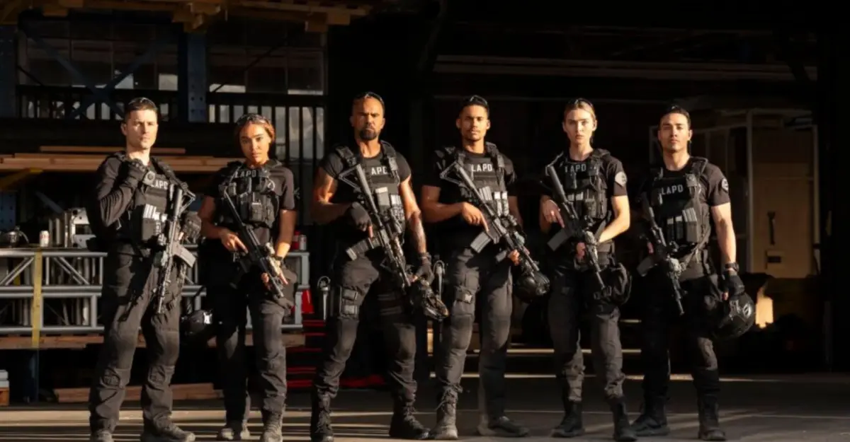S.W.A.T. Exiles | Hondo está de volta nas primeiras imagens da série - 1 S.W.A.T. Exiles imagens