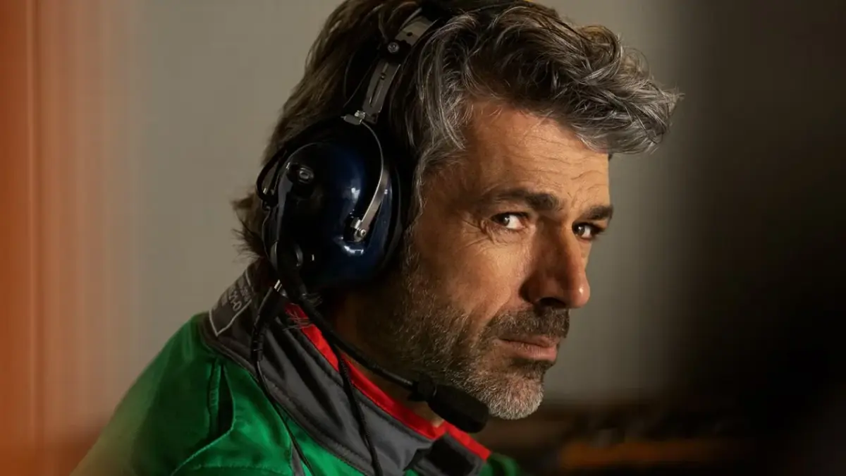 Motorvalley Final explicado | O que acontece com Blu? - 4 motorvalley na netflix