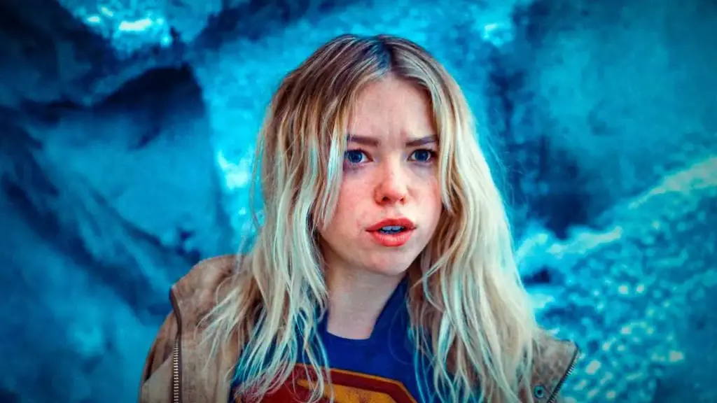Supergirl detonada roteirista da DC
