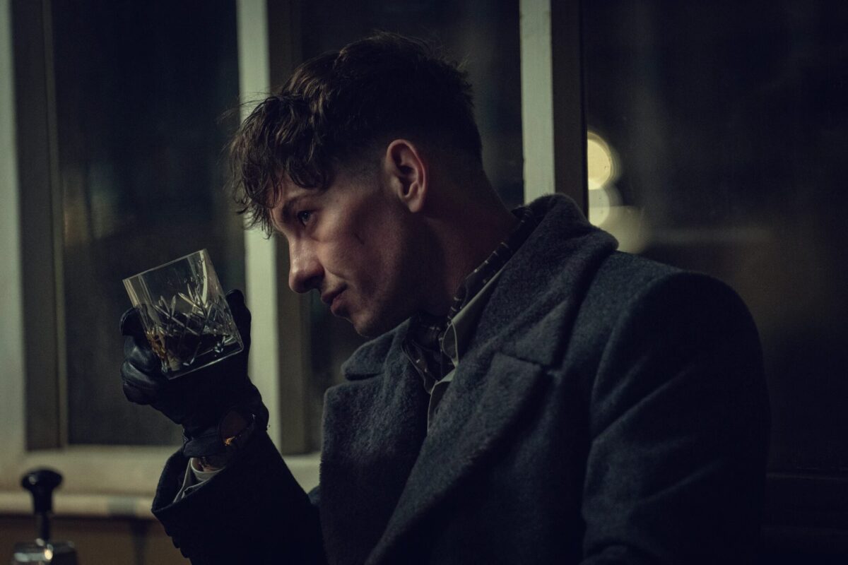 image 7 23 - Peaky Blinders: O Homem Imortal | Quem voltou pro filme? Confira o elenco!