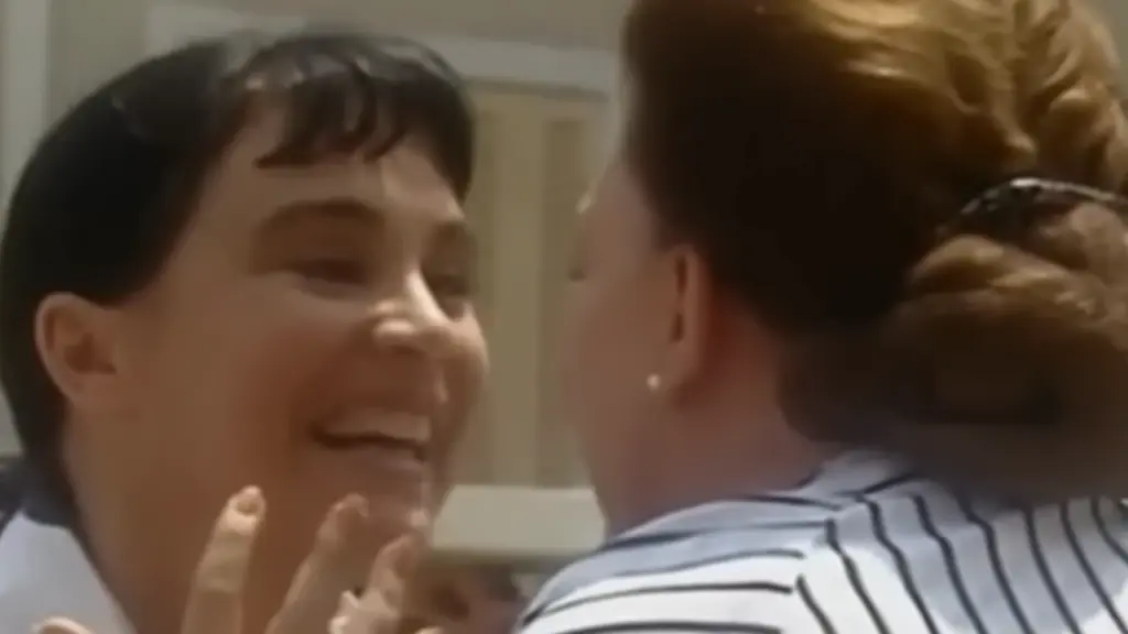 maria do carmo sai da prisao rainha da sucata