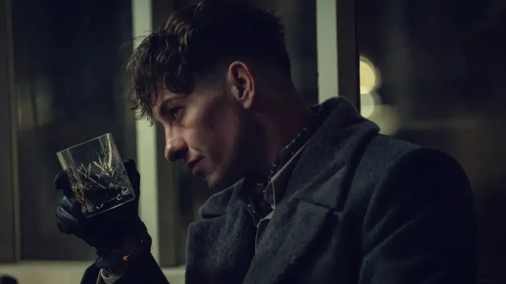 quem morre e quem vive no final de peaky blinders filme