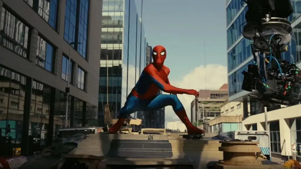 O novo filme do Homem-Aranha, intitulado Homem-Aranha: Um Novo Dia, promete elevar o nível de perigo.