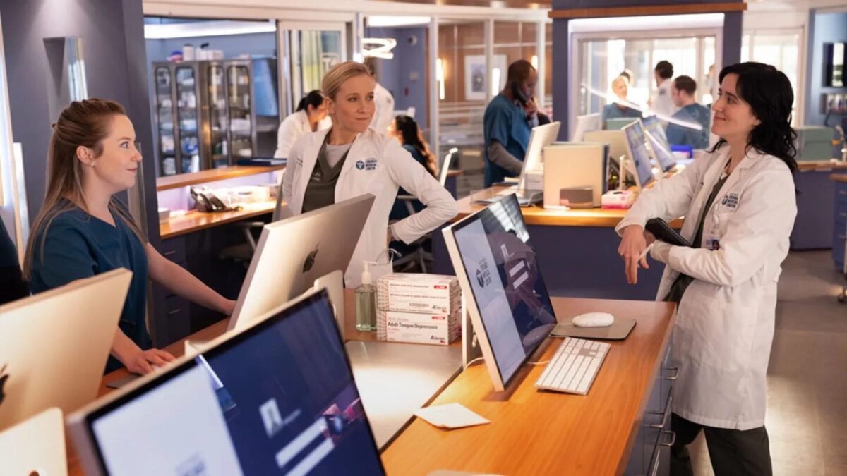 Chicago Med 11x17 trouxe tensão máxima: Charles sobrevive? | Review - 3 image 46 - Chicago Med 11x17 trouxe tensão máxima: Charles sobrevive? | Review