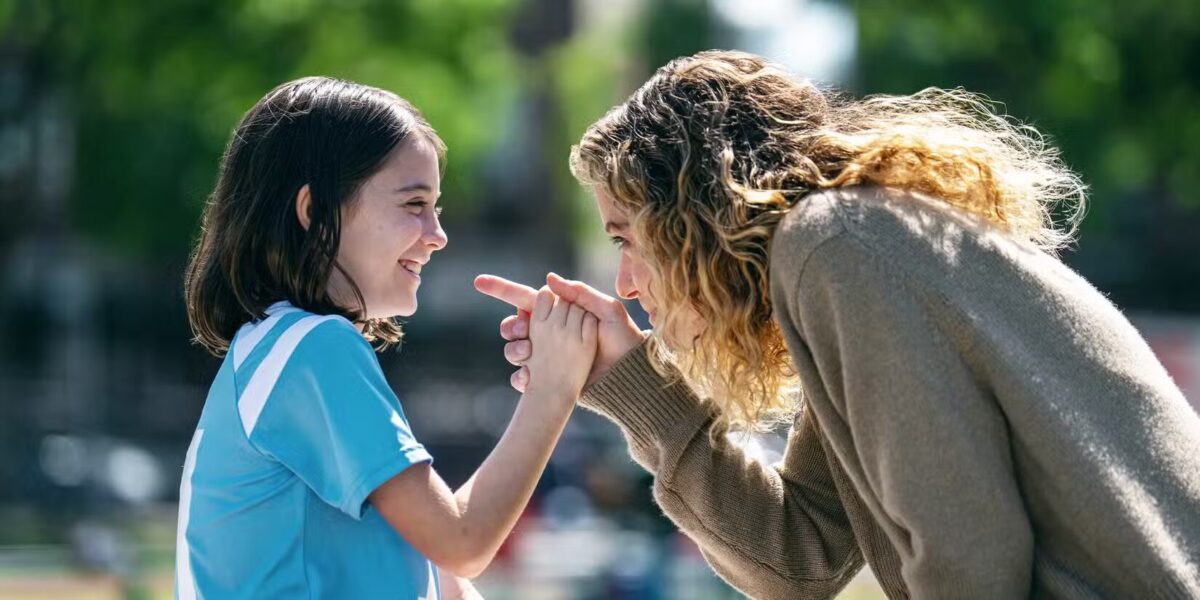 Prazer Máximo Garantido | Sobre o que é a nova série da Apple TV com Tatiana Maslany? - 1 image 11 45 - Prazer Máximo Garantido | Sobre o que é a nova série da Apple TV com Tatiana Maslany?