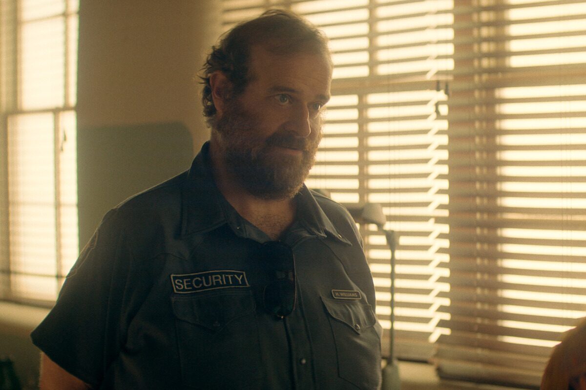 The Boroughs elenco da série: os personagens e os atores da série Netflix - 28 image 12 26 - The Boroughs elenco da série: os personagens e os atores da série Netflix