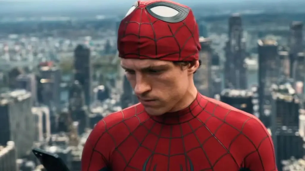 Homem-Aranha 4 detalhe tom holland