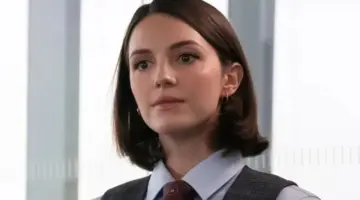 Inapropriados Para o Trabalho Episódios 4 e 5: AJ e Bill ficam juntos?