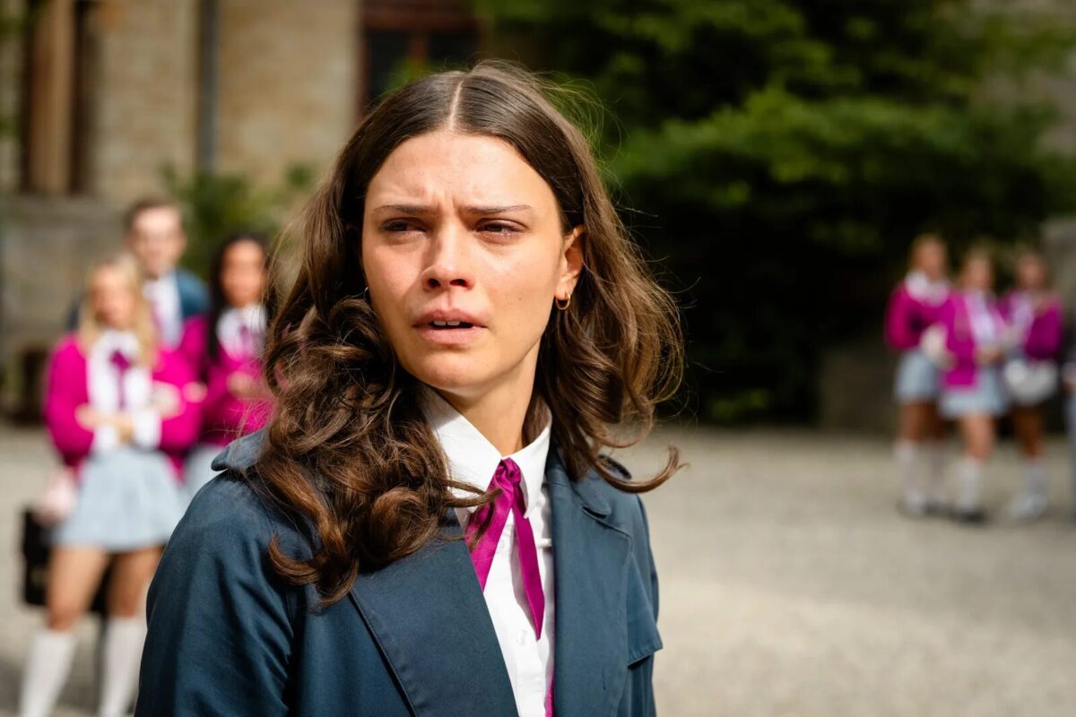 Maxton Hall | 3ª e última temporada confirma estreia e ganha imagens - 5 image 9 8 - Maxton Hall | 3ª e última temporada confirma estreia e ganha imagens