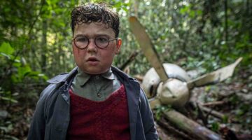 O Senhor das Moscas acerta ao transformar um clássico brutal em uma série ainda mais angustiante - 2 O Senhor das Moscas no Globoplay serie critica