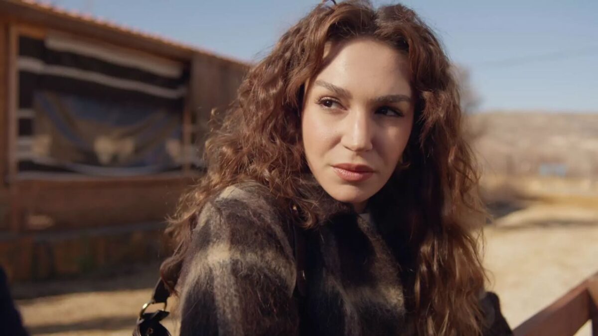 Elenco de Longe Demais: quem são os atores turcos da novela da HBO Max? - 22 image 1 14 - Elenco de Longe Demais: quem são os atores turcos da novela da HBO Max?